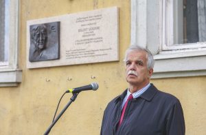 Prof. Dr. Dux László